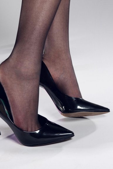 星空体育官方下载:权力的游戏8龙母的三条龙名字叫什么 三条龙结局是什么(图3) 星空体育官方下载